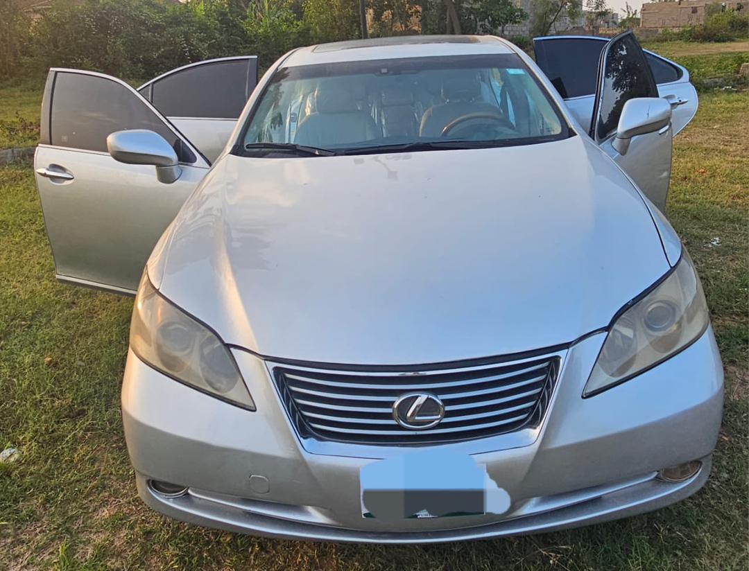 2010 Lexus ES 350 Sedan